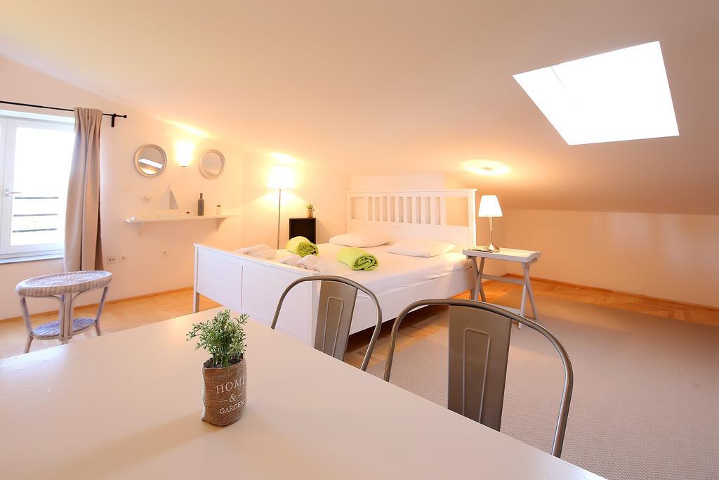 Apartments Papalinna By Moro มาลินสกา ภายนอก รูปภาพ